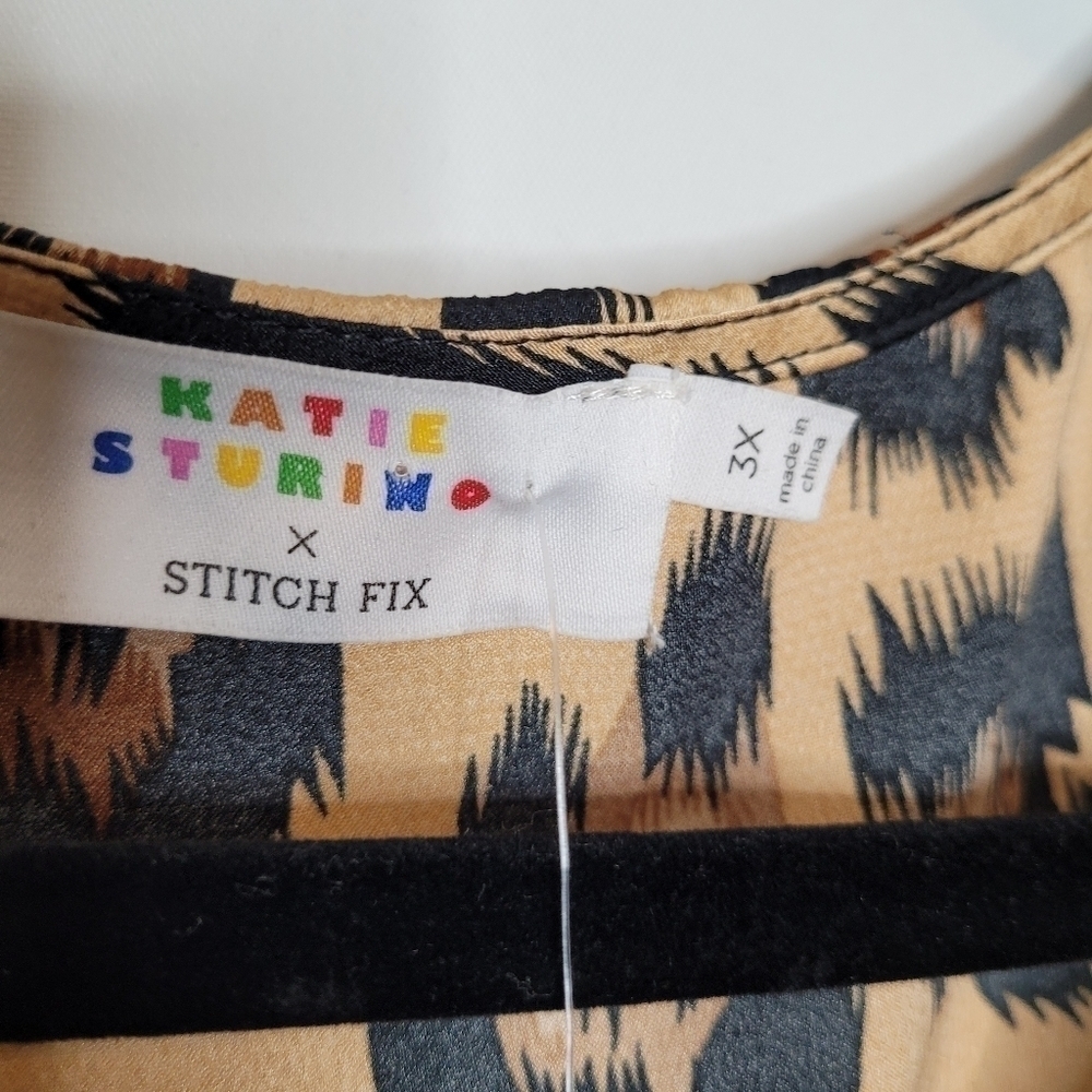Leopard Stitchfix Bodysuit - Picture 8 of 15